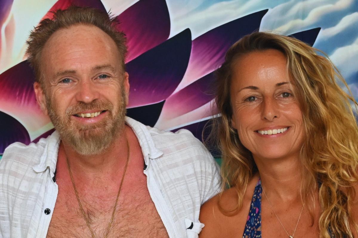 Meet people and learn Tantra
